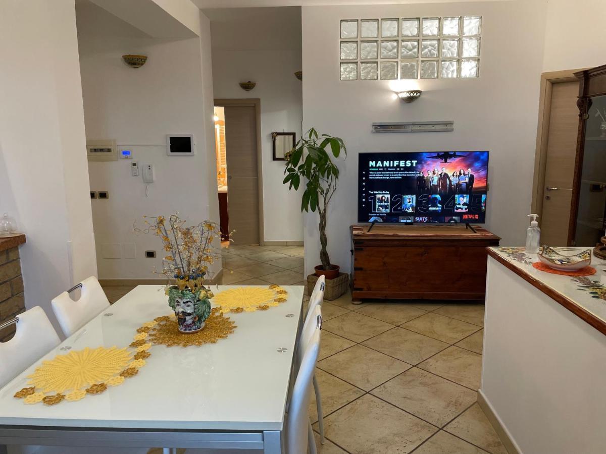 タオルミーナCasa Cloeアパートメント エクステリア 写真